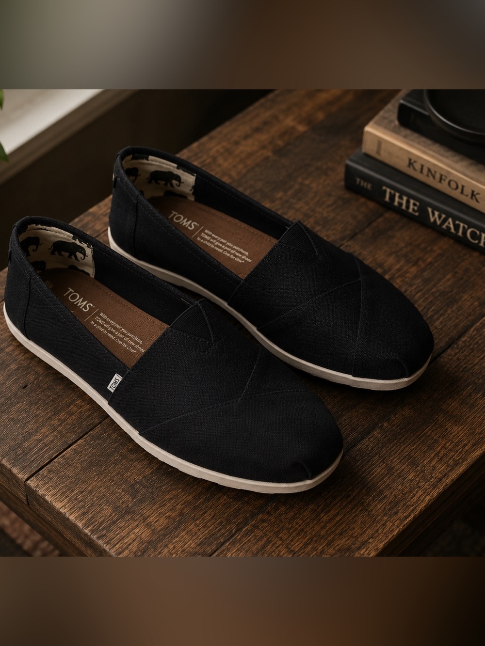 Toms Black Men's Loafers & Slip-Ons